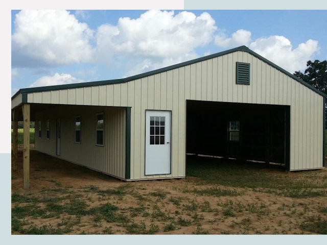 Строительство конюшен в Уссурийске