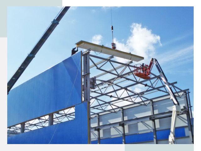 Монтаж сэндвич-панелей в Уссурийске